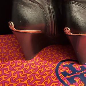 Women’s Tory Burch Black Wedge Boots Size 6.5